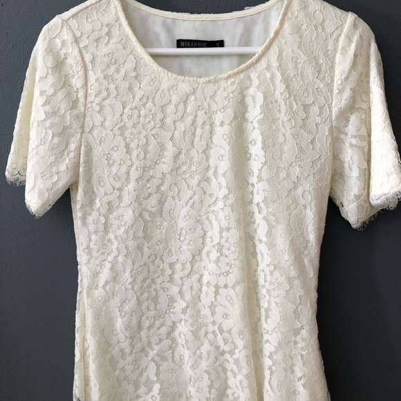 Small flower print cream shirt! - Picture 1 of 2